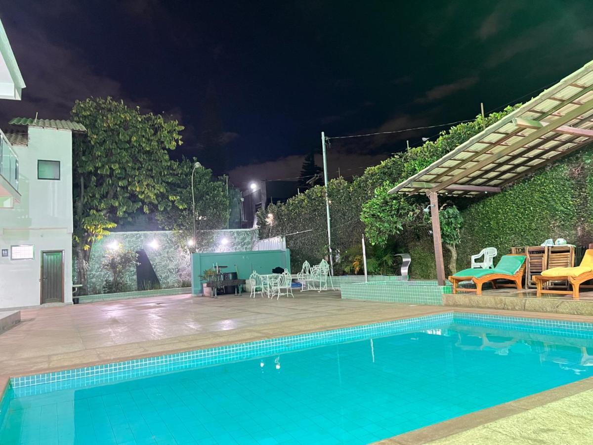 Casa Grande Com Piscina *